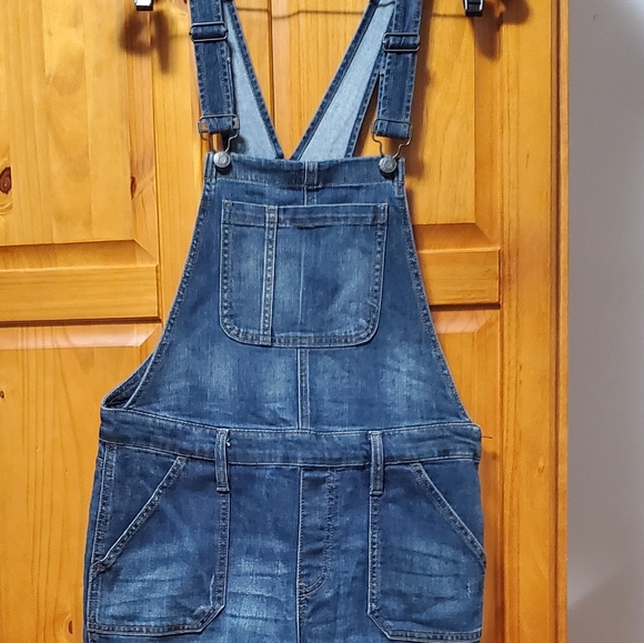 GAP DENIM STRETCH CROP OVERALLS - Picture 8 of 8